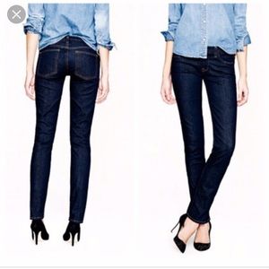 Jcrew Dark wash blue matchstick Jeans. Stretch